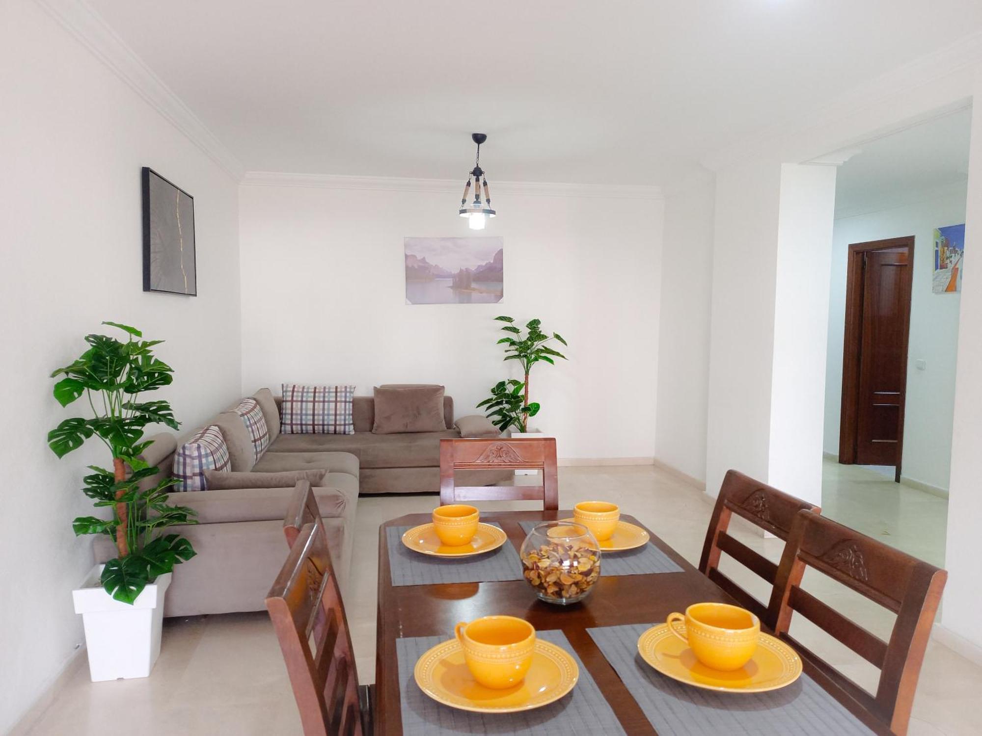 Amazing Appartement " Avec Climatisation " Au Centre Ville En Face Hilton & Gare Train De Tgv De Tanger 2N Tanca Dış mekan fotoğraf